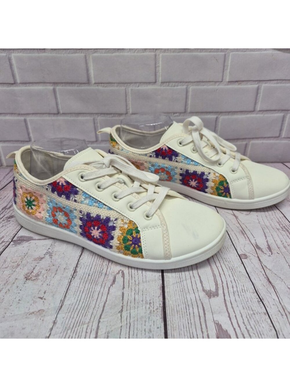 Dirty Laundry‎ Rambling Crochet Shoes Sneakers, Size 10/41 Granny Square Boho